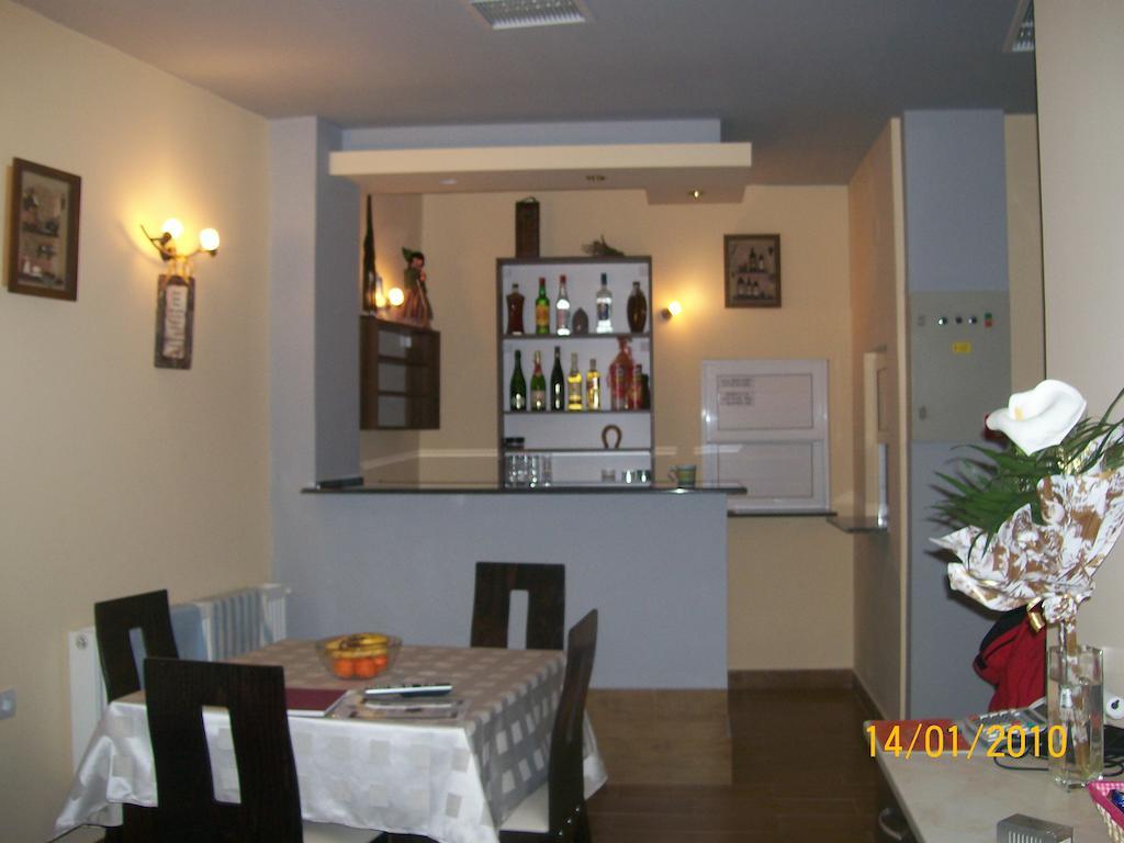 Hera Guest House Chiflik Luaran gambar