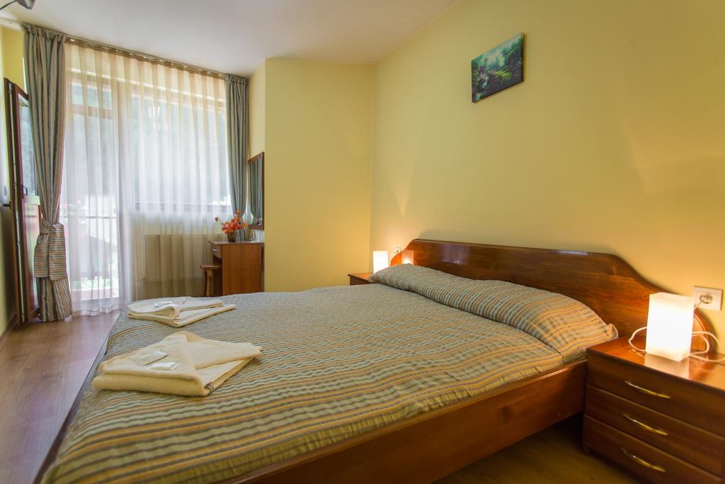 Hera Guest House Chiflik Luaran gambar