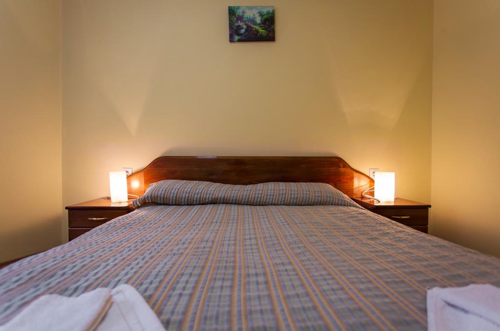 Hera Guest House Chiflik Luaran gambar