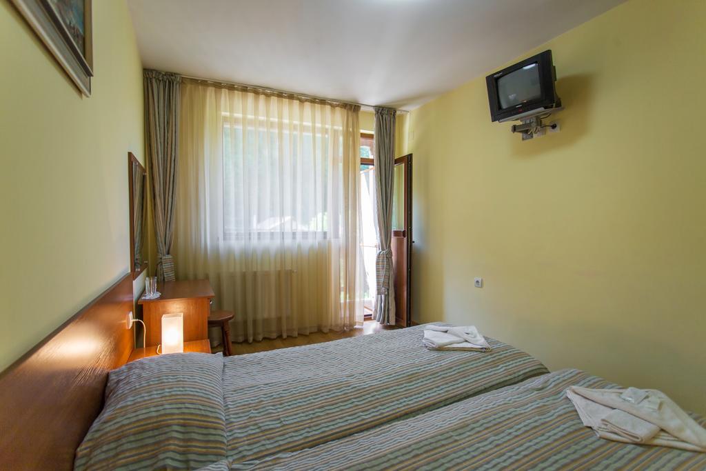 Hera Guest House Chiflik Luaran gambar