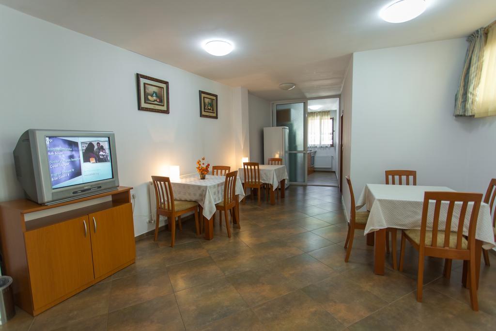 Hera Guest House Chiflik Luaran gambar